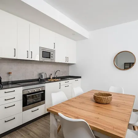 2 Bedrooms San Isidro