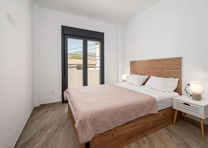 2 Bedrooms San Isidro * Nerja